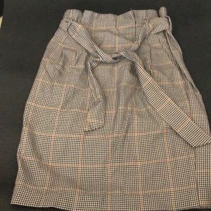 H&M plaid paper bag skirt size 2